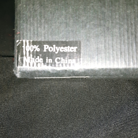 Boxed Gift set Pronto Uomo Vest, Tie, Bowtie, Faux Pocket Hankie Set - Picture 13 of 16